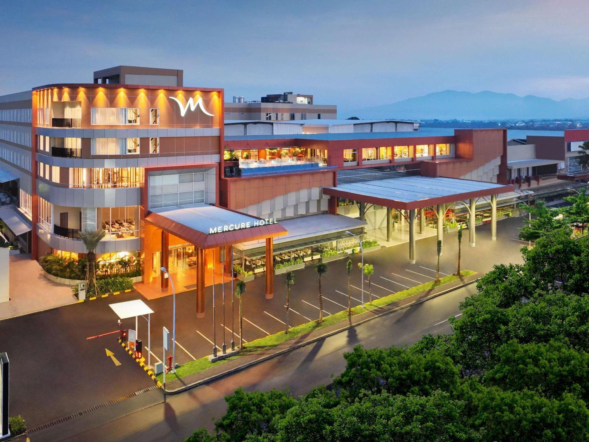 Mercure Garut City Center Екстер'єр фото